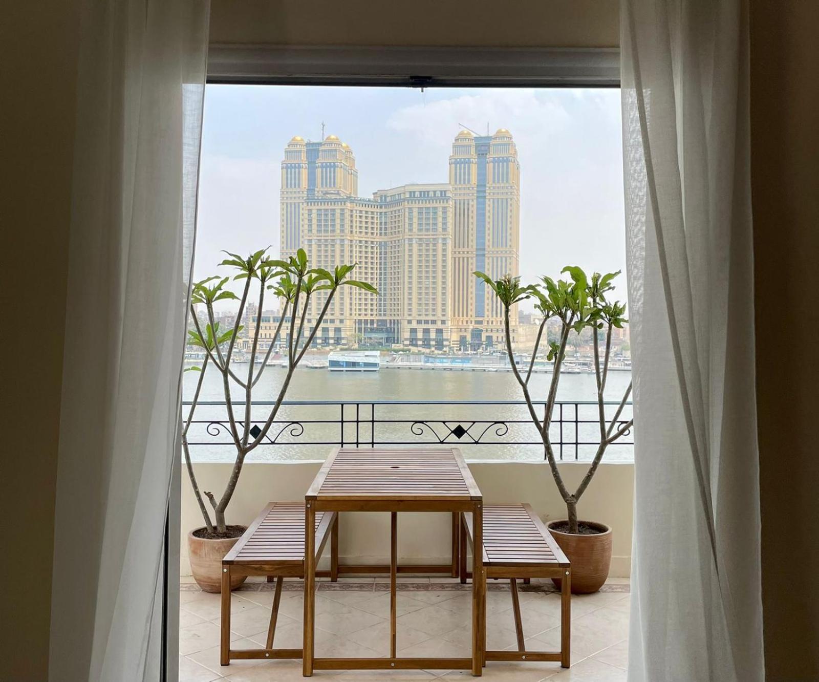 Apartment Luxury On The Nile - Zamalek *