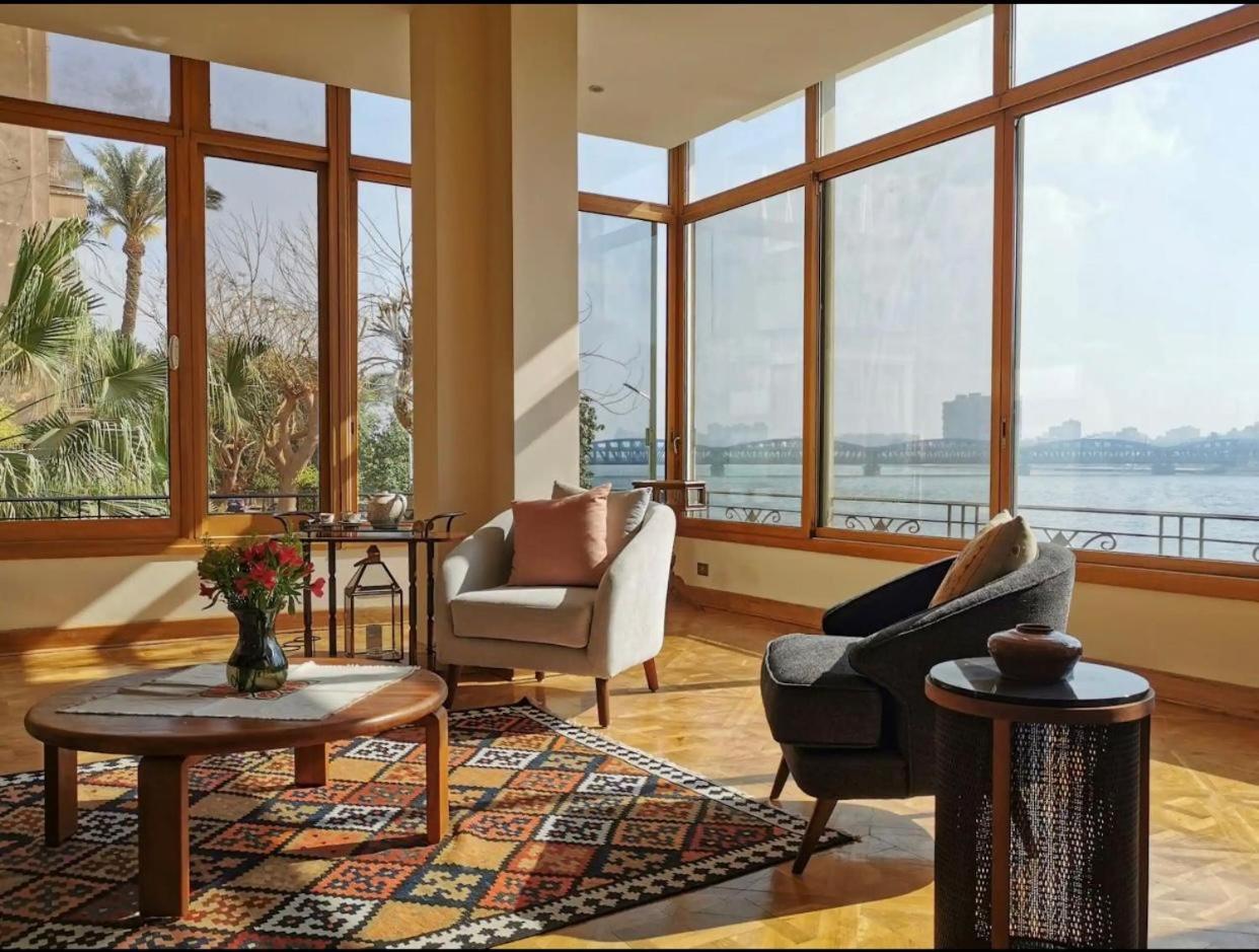 Luxury On The Nile - Zamalek Appartement *